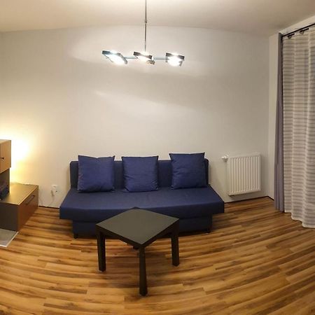Mini Apartament Krakow Pn / Cracow North Z Parkingiem Ngoại thất bức ảnh